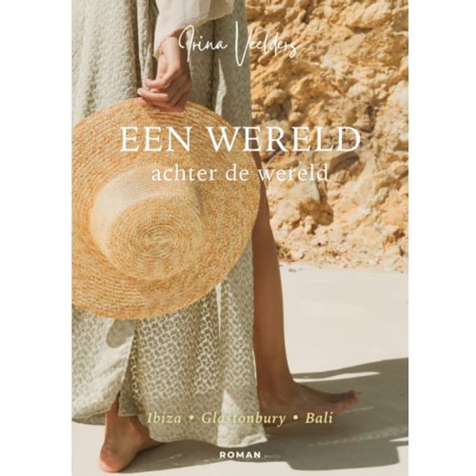 Een Wereld Achter De Wereld - Irina Veelders