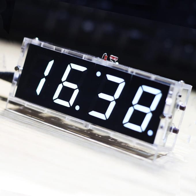 Compacte 4-cijferige DIY digitale LED-klokset Lichtregeling Temperatuur Datum Tijdweergave met wit