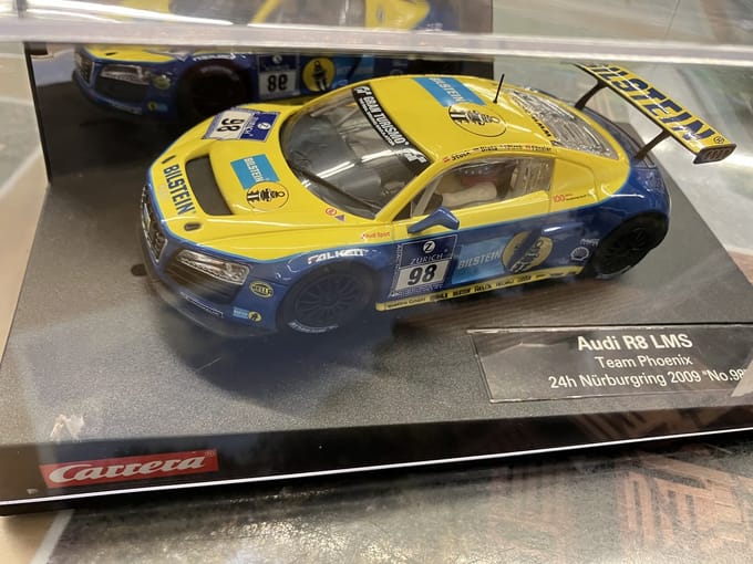 Carrera Audi R8 LMS