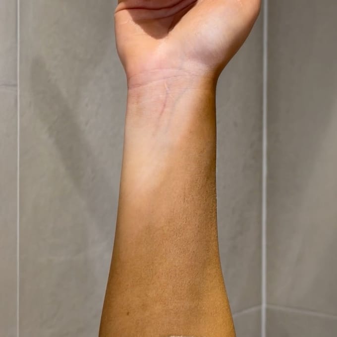 Rose & Caramel Purity Reset 4in1 Tan Removing Gloves 150g