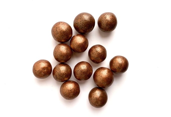 Mona Lisa Pearls Bronze Mona Lisa