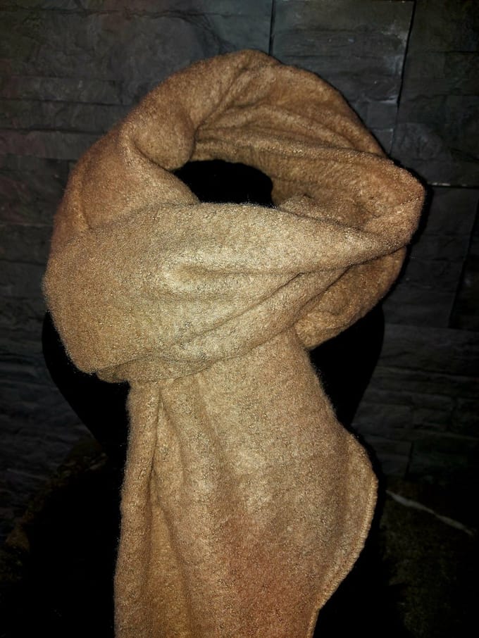 Grove grote camel kleurige  sjaal