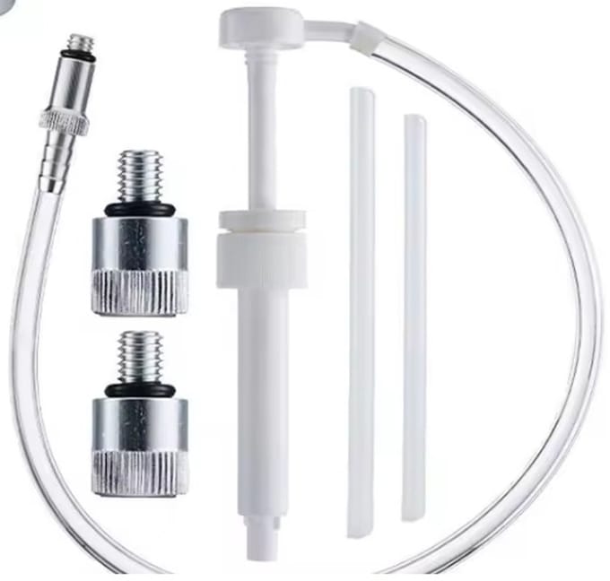 Staartolie Pomp Premium inc. 3 staartstuk adapters