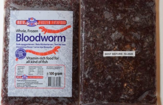 Ruto Rode Muggenlarven 100 Gram in flatpack Diepvries