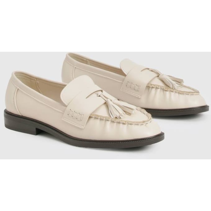 boohoo Dames Gerafelde loafers met kwastjes | Cream | Maat: 7