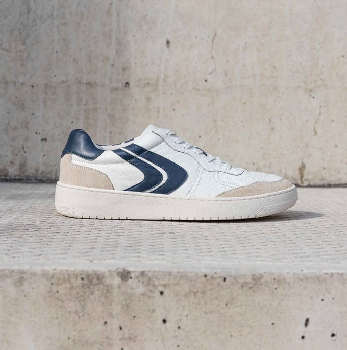 Cafe Moda hank sneaker off-white/navy leer