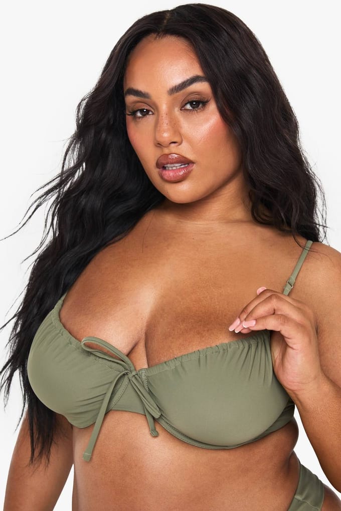 boohoo Dames Plus Swimwear Essentials Onderbeugelde Bikini Top | Kaki | Maat: 54