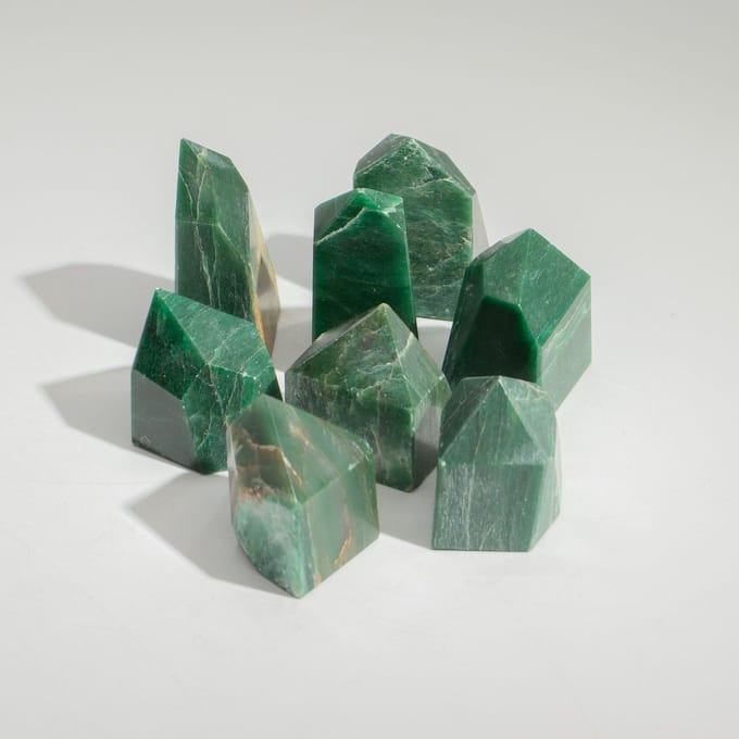 Edelsteenpunten van circa 6 cm (0,5 kg) - Indiase jade (circa 8 stuks)