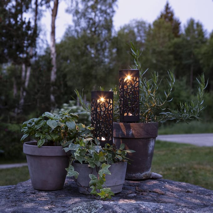 STAR TRADING LED solar-sfeerlamp Izola met aardspies 2 per set