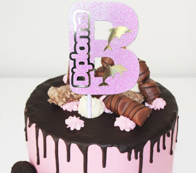 Taartdecoratie | Taarttopper | Zwemdiploma B groot | Roze | 14 cm breed | karton