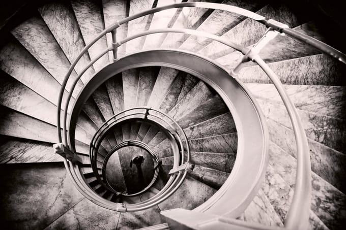 Fotobehang - Spiral Stairs 375x250cm - Vliesbehang