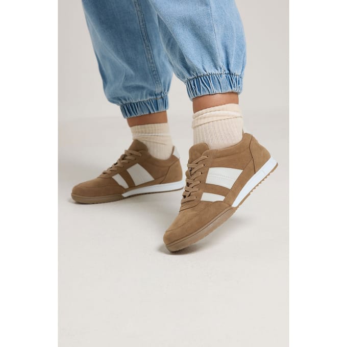 Yours Bruine Sneakers Met Zigzagdetail In Brede Epasvormsize 38E