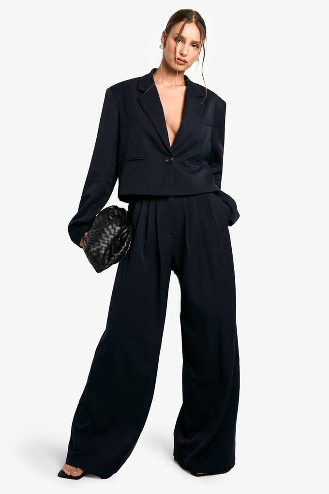 boohoo Dames Boxy Cropped Blazer met geweven schoudervulling | Marineblauw | Maat: 36