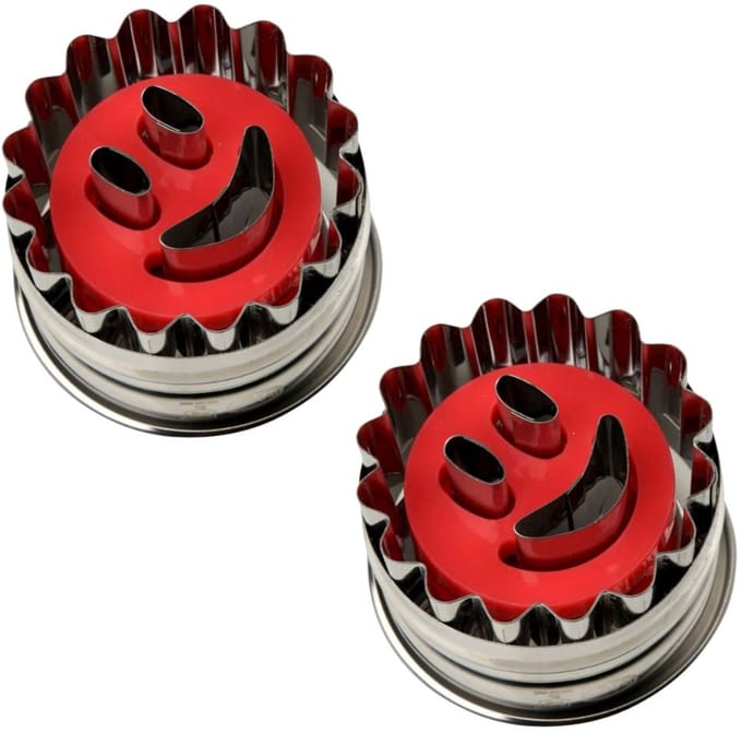 Set van 2 Linzer koekjesuitstekers smiley motief Dr Oetker Kerst