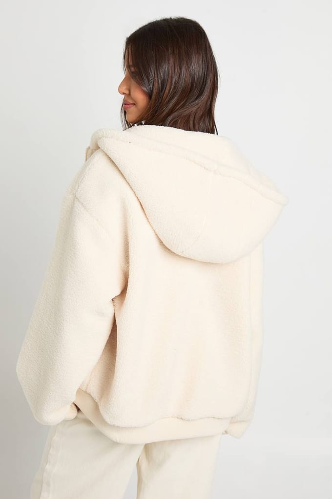 boohoo Dames Capuchon Teddy Ritsjack | Ecru | Maat: 14
