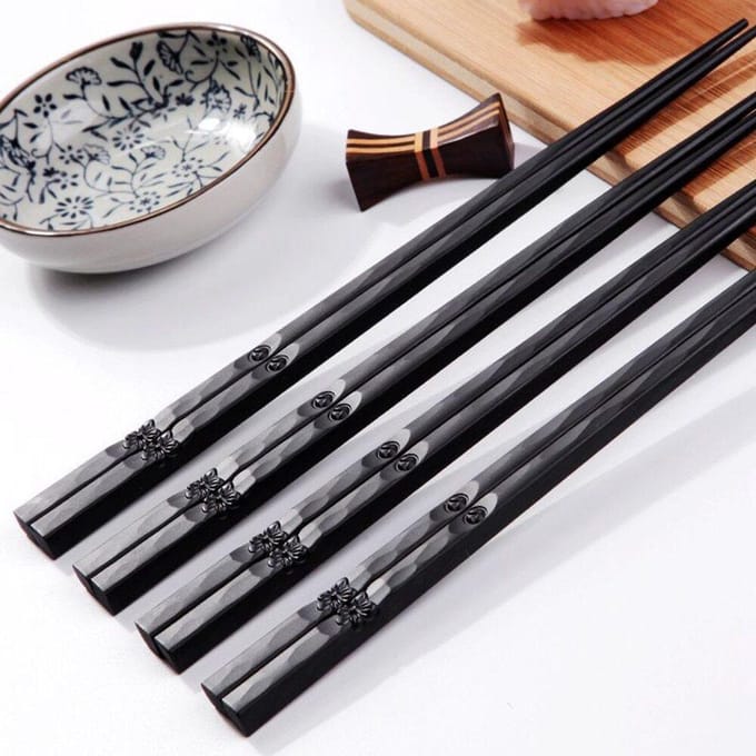 KELERINO. Chopsticks set (2 stokjes) - Eetstokjes Sushi - Bloemen