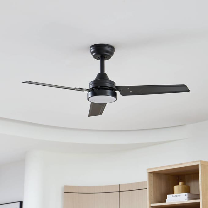 Lindby LED plafondventilator Aerallo, zwart, CCT, stil