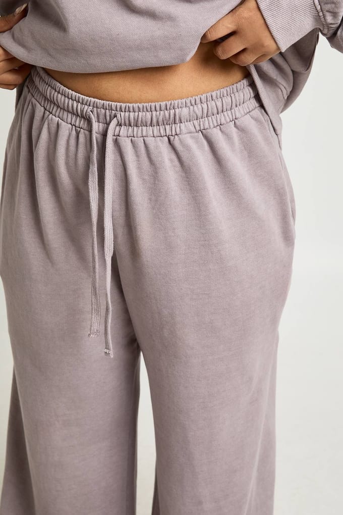 boohoo Dames Plus Washed Funnel Neck Sweatshirt Trainingspak | Grape | Maat: 28