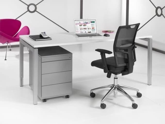 4 poots bureau Kubus breed 80CM diep 80CM bladkleur Licht Eiken framekleur Wit (RAL9010)