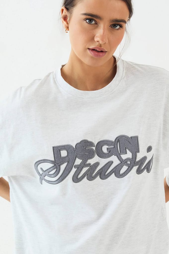 Dames DSGN Studio Badstof Applique Oversized T-Shirt | Ash Grey | Maat: Small