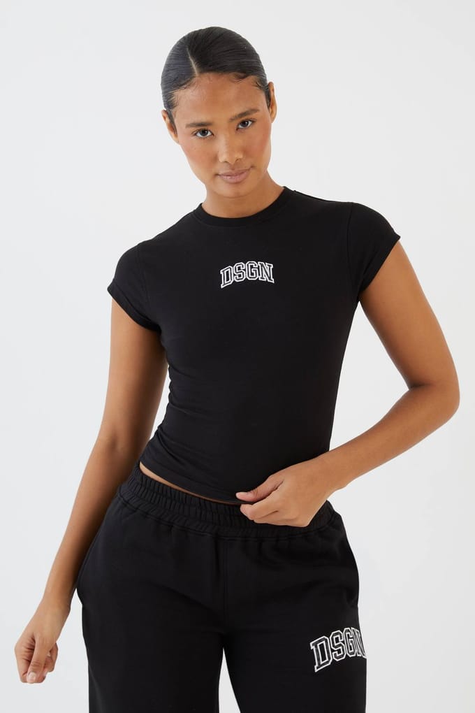 Dames Dsgn Studio T-shirt Met Luipaard Applique | Zwart | Maat: Medium