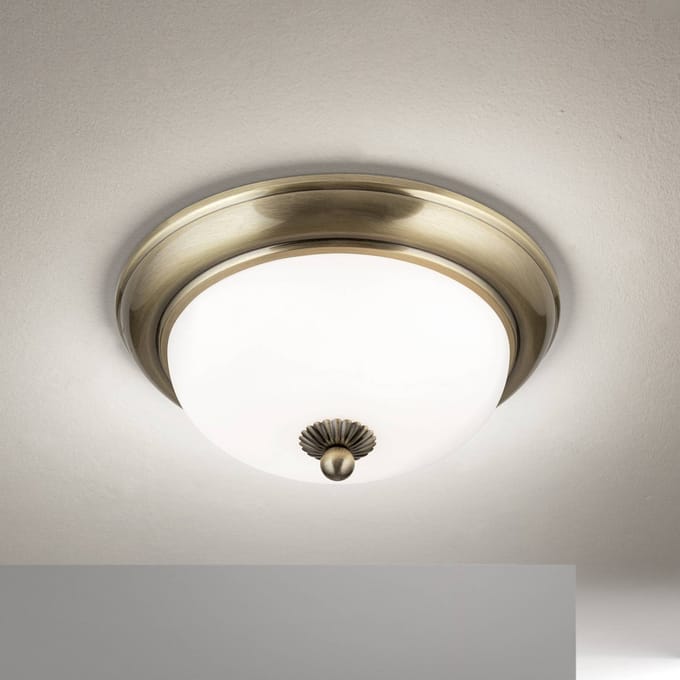 ORION Empire plafondlamp, Ø 26,5 cm, antiek messing, mat opaalglas