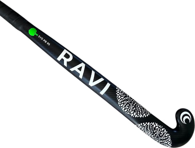 RAVI Hockeystick - Low bow - 95% Carbon - Carbon Black Tree 36,5''