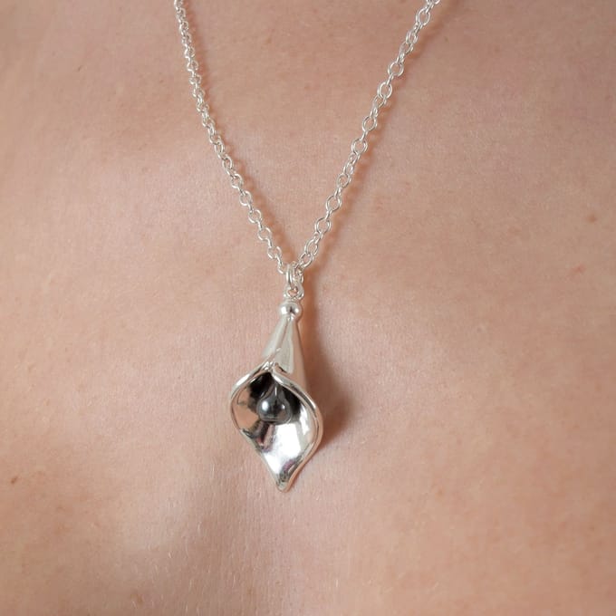 Sylvie Monthulé | Zilveren Dames Ketting | Aronskelk