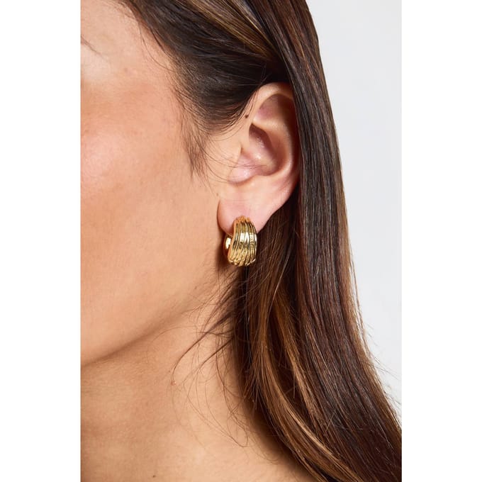 boohoo Dames Chunky Gouden Huggie Hoepel Oorbellen