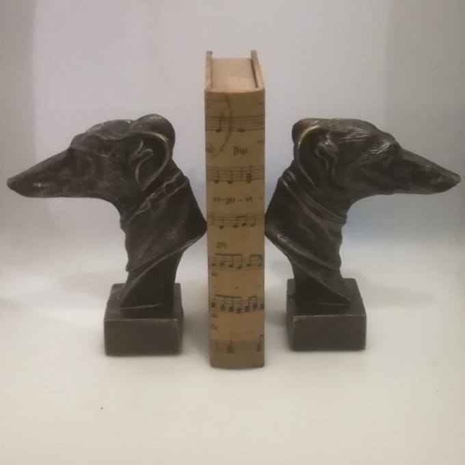 MadDeco - gietijzer - boekensteunen - hond - whippet - hazenwindhond