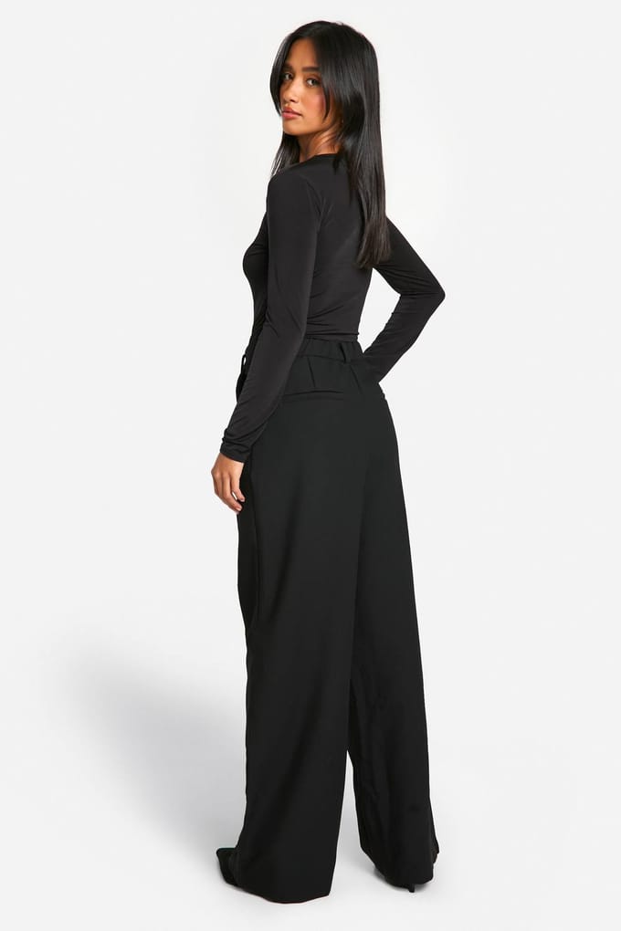 boohoo Dames Petite Essential Wijde Pijpen Getailleerde Broek | Black | Maat: 6/28L