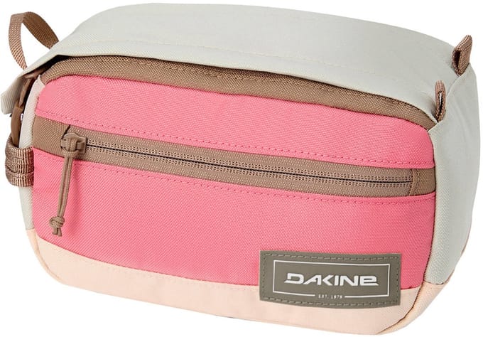 Dakine Groomer M salmon bay