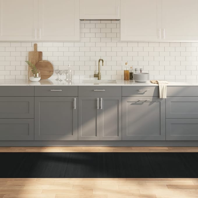 vidaXL - Vloerkleed - rechthoekig - 80x1000 - cm - bamboe - zwart