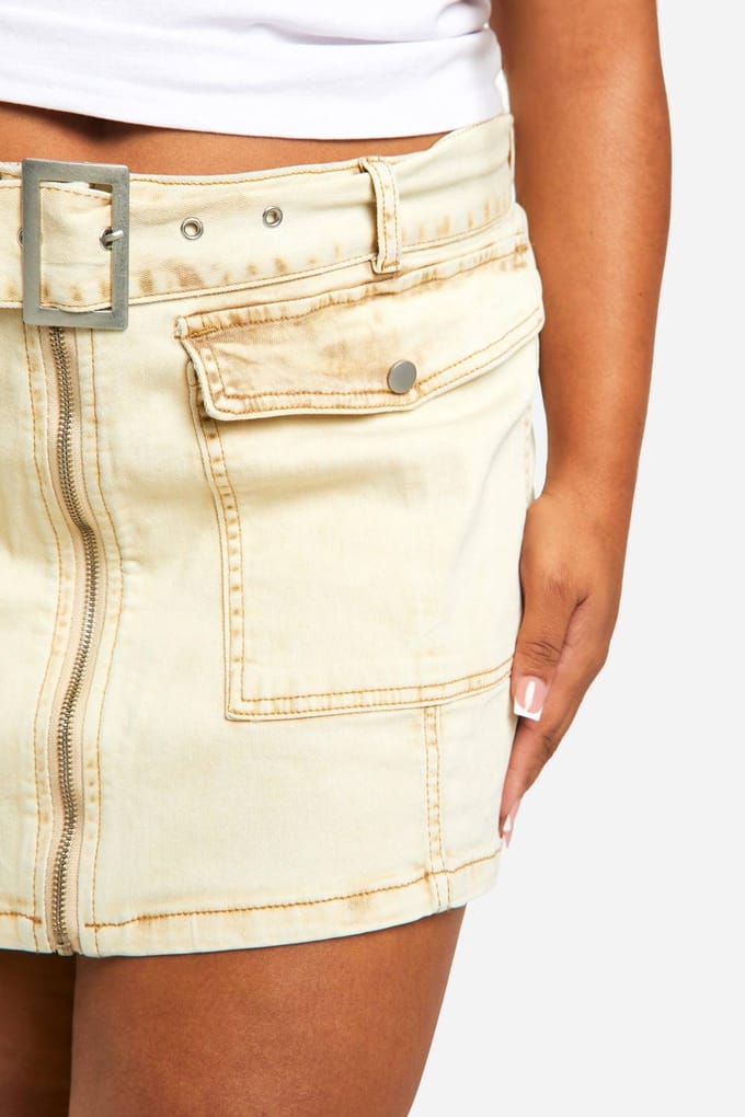 boohoo Dames Plus Washed Denim Belt Mini Skirt | Zand | Maat: 52