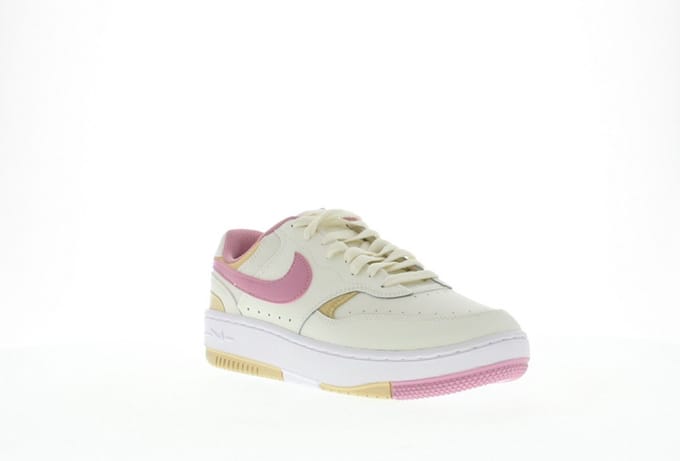 Nike Gamma Force Soft Pearl Elemental Pink Dames Sneakers Crème Sesam Wit DX9176-005 38.5 white