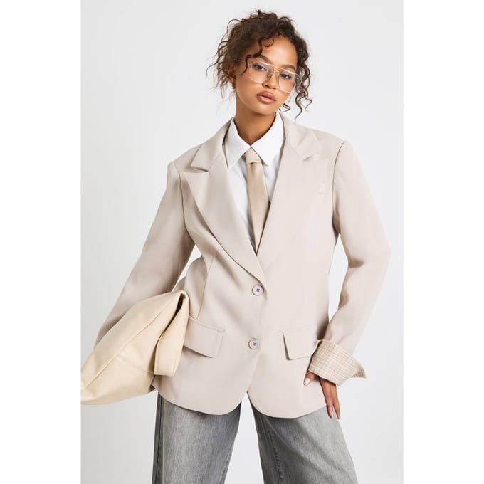 boohoo Dames Omgeslagen Mouw Getailleerde Blazer | Beige | Maat: 36
