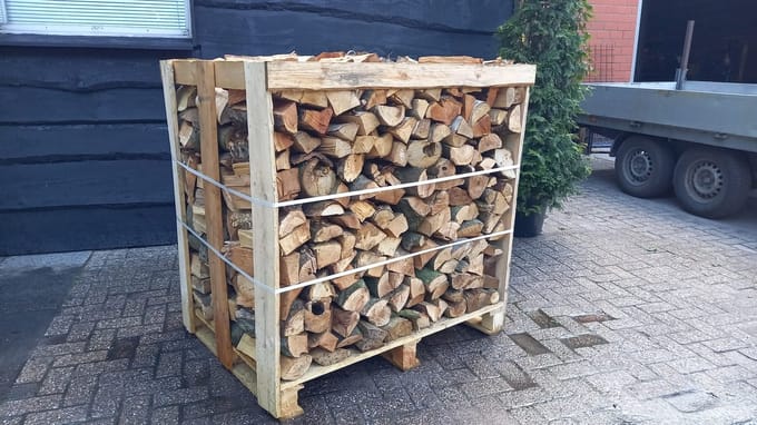 Haardhout mix, Eik, Beuk | 2 mini pallets 0,3 kuub strak gestapeld