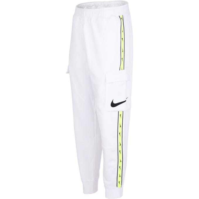 Nike getapete benen witte joggingbroek