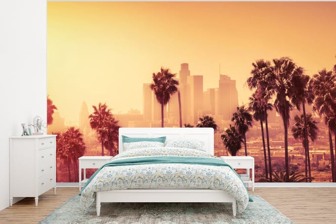 Behang - Fotobehang Palmboom - Skyline - Zonsondergang - Architectuur - Breedte 375 cm x hoogte 280 cm