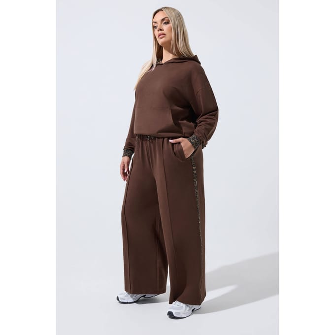Limited Collection Joggingbroek Met Luipaardstrepen In Bruin Size 46
