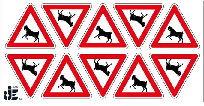 Pas op overstekende geiten sticker | 5 cm - 10 stuks per vel