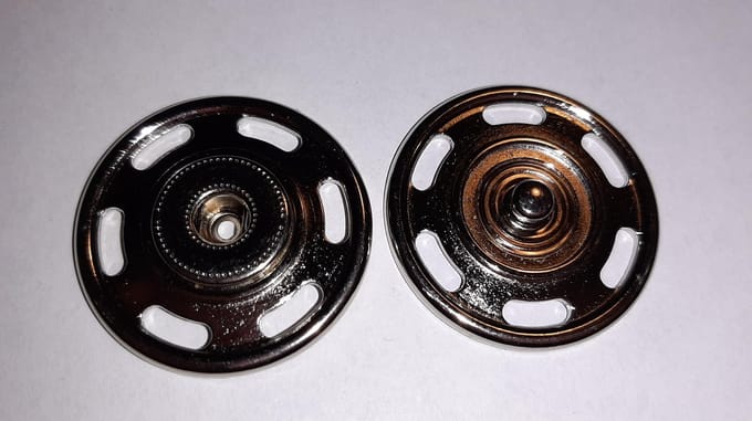 30 mm grote aannaaidrukker - drukknopen groot - drukker 3 cm - zilver metaal - 1 drukknoop