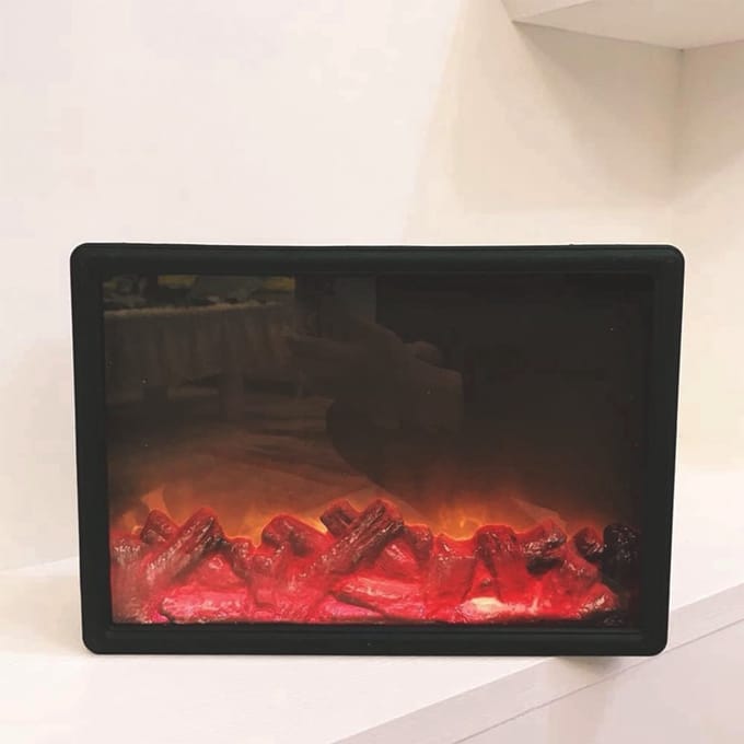 Thuys – LED Vlamlamp – Met Sfeervol Openhaard Effect – USB & Batterij Aangedreven – 30 x 21 x 7,8 Cm – Zwart