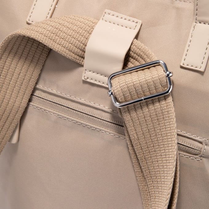GERRY WEBER schoudertas vrije tijd rugzak Tranquility Backpack Fungi beige
