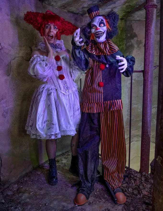 Vegaoo - Geanimeerde demonische clown - 170 cm