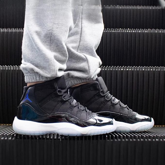 Baskets Jordan Enfant Air Jordan 11 Retro BG « 2016 Space Jam » 378038-003 36.5 gray