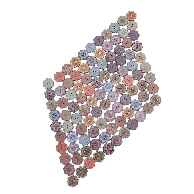100 stuks 20mm Retro Stijl Mooi Patroon Bloemvormige Houten Knoop voor DIY Knutselen