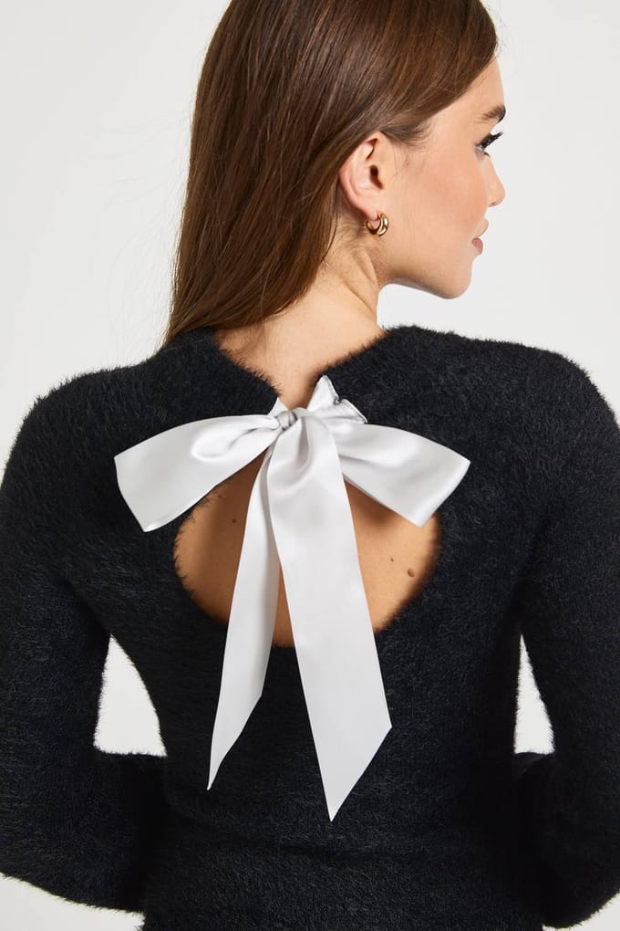 boohoo Dames Bow Back Detail Super Soft Knitted Mini Dress | Black | Maat: Small