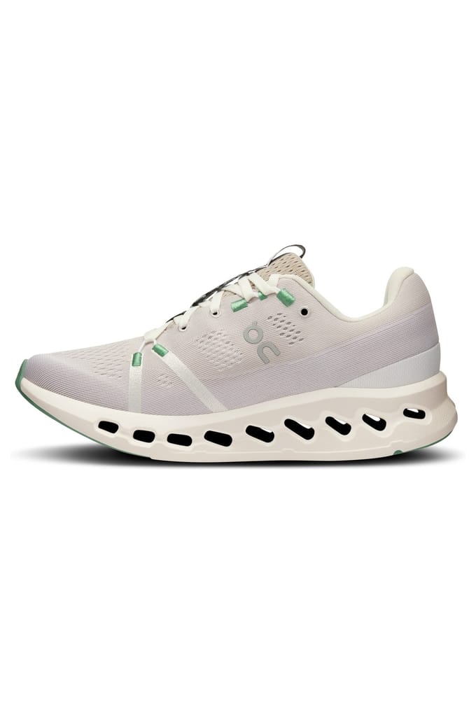 On Cloudsurfer 1 W Pearl | Ivory Maat: 37.5 | Hardloopschoenen Outlet | Dames | Beige