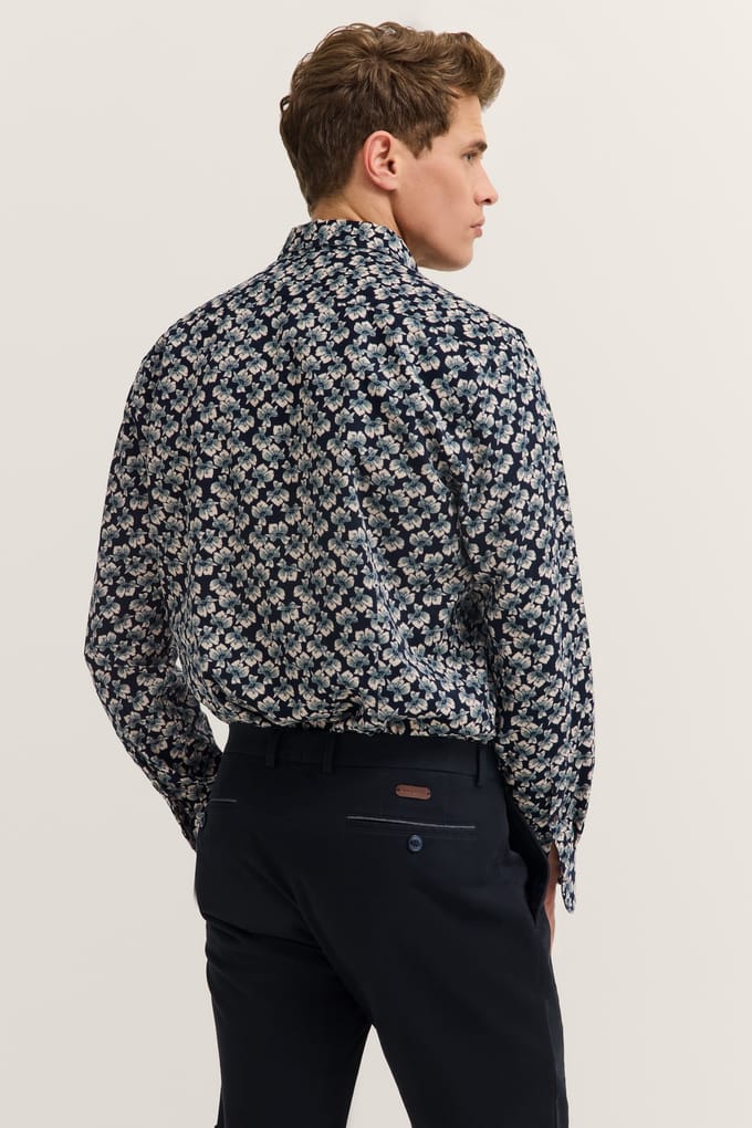 Bugatti Herren Corduroyon met bloemmotief en in modern fit